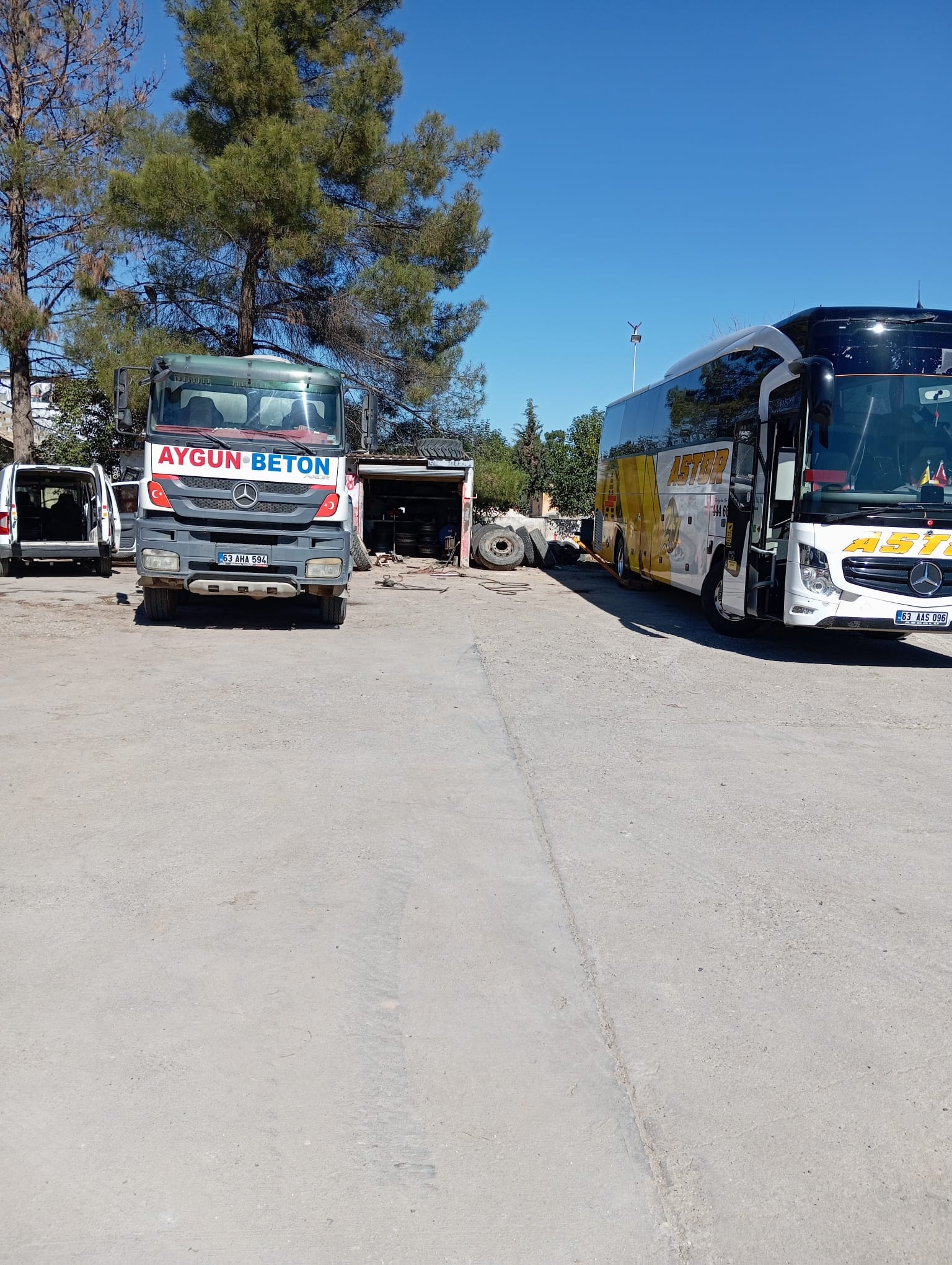 HALİL OTO LASTİK YOL YARDIMI >05424198838< ŞANLIURFA