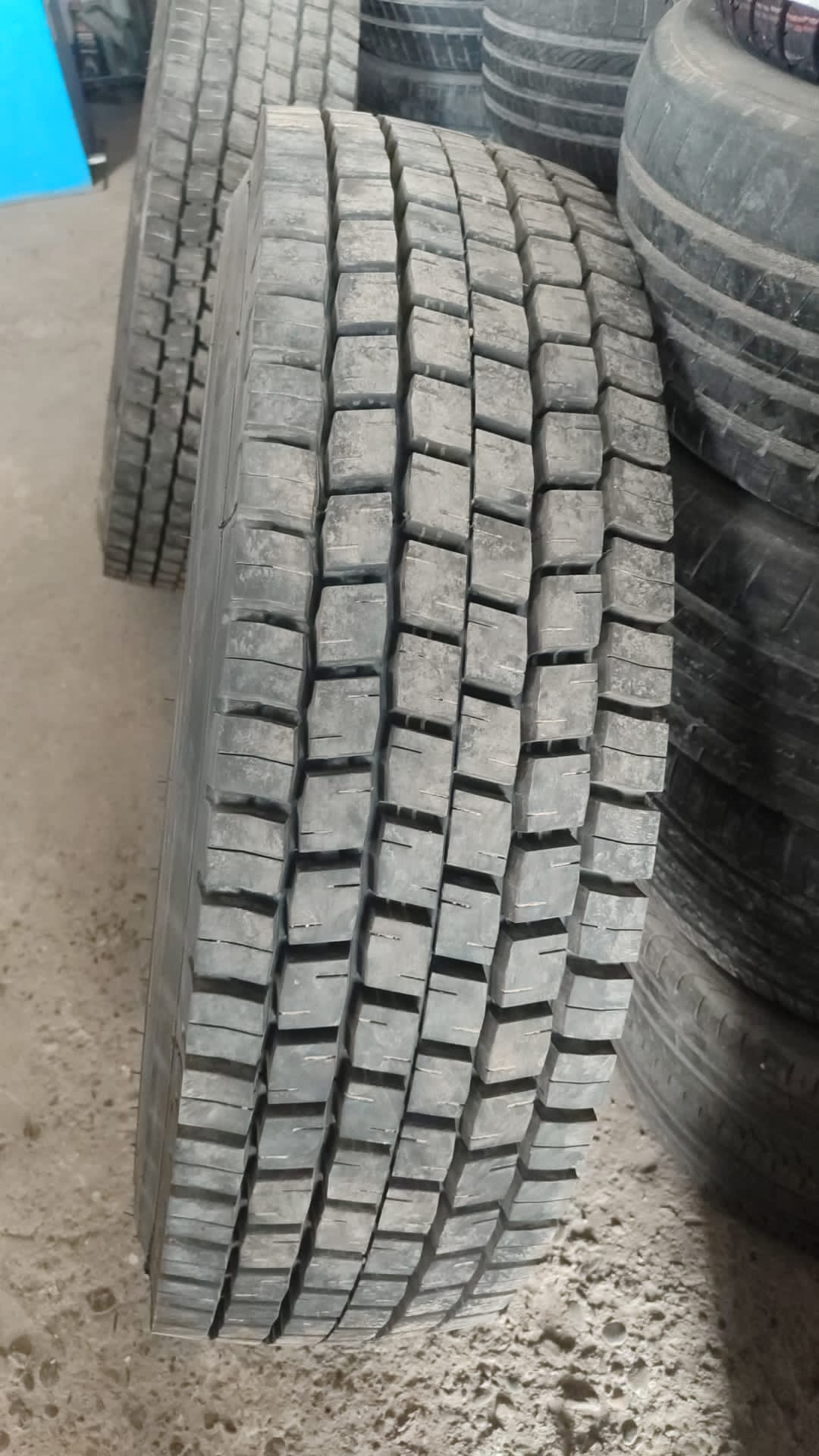 HALİL OTO LASTİK YOL YARDIMI >05424198838< ŞANLIURFA